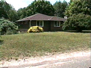 Building photograph for 68 SUNNY RIDGE RD